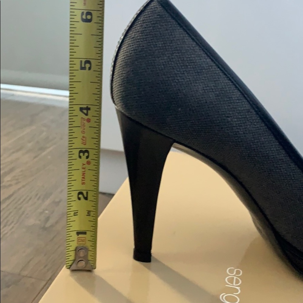 Sergio Rossi - Black Platform Pump w/ Grey Canvas - Picture 8 of 8